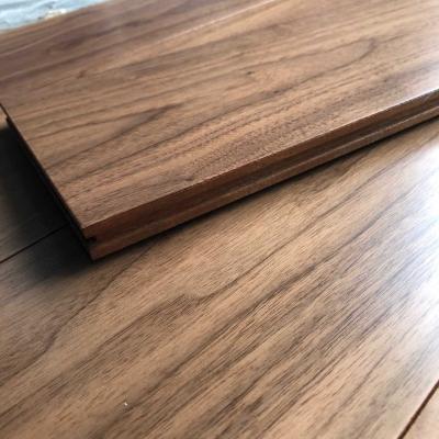 China Indoor AB Grade Natural Smooth American Walnut Solid Wood Flooring for sale