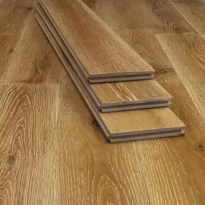 China Indoor White Line Brushes Natural Oak Hardwood Floors for sale