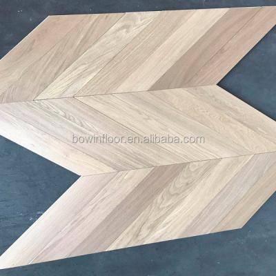 China Natural Oiled Oak Herringbone Parquet Flooring for sale