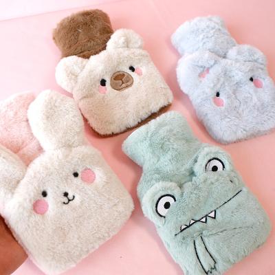 Κίνα Lovely Plush Animals Hand Warmer Foot Warm Plush Water Bottle Cover προς πώληση