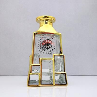 China New Luxury Arabic Glass Perfume Glass Bottle Top 150ml 250ml Cosmetic Glass UV Perfume Decanter for sale