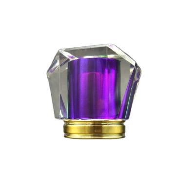 China Non Spill 2021 Popular Shiny Purple Yellow White Crimp Neck Screw Acrylic Plastic Rose Gold Caps For Perfume Bottles for sale