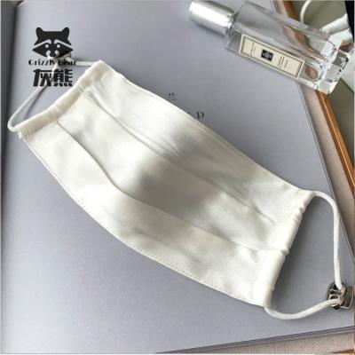 China Popular silk facemask reusable 100% silk fabric maskking grade 6A mulberry silk for sale