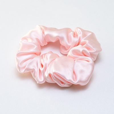 China Silk Hair Scrunchie Accessories Soft Fashionable Wide 100% Pure Silk Scrunchie Satin for sale