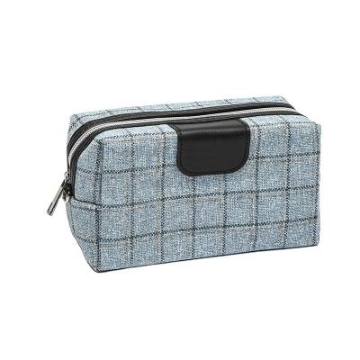 China Lady 2022 Soft Plaid Makeup Wash Bag Portable Cosmetic Bags Cotton Fabric for sale