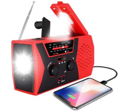 China 4 Ways 4000mAh Emergency Hand Crank Radio Portable Power Time Radio Solar Powered Hand Crank Radio for sale