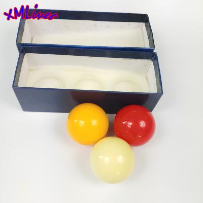 China High Quality Standard 61.5mm Resin Phenolic Carom Balls Billiards Carom Cushion Cue Balls Accessories for sale