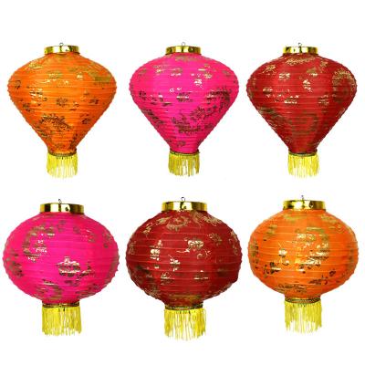 China Mid-autumn festival red color Japanese and Korean style silk advertising lantern Vietnam diamond lantern decorative lanterns for sale