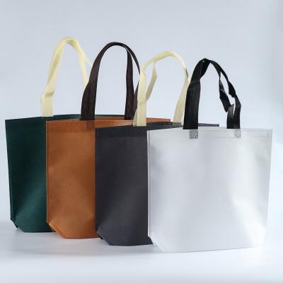 China Recyclable Reusable Pp Non-woven Fabric Shopping Bag Eco Packaging Pp Nonwoven Shopping Bag Bag With Logo for sale