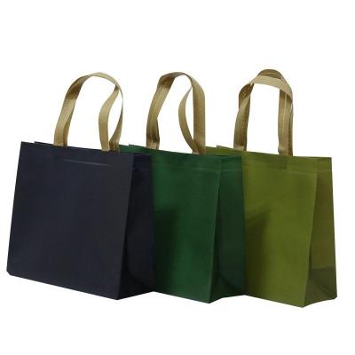 China Recyclable Custom Manufacturers Wholesale T-shirt Recycle Non Woven Bags Supermarket Shopping Non-woven Bag for sale