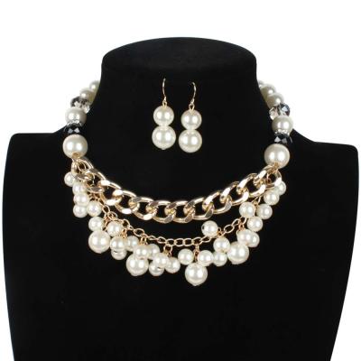 China Vintage Fashion Multilayer Diamond Braided Imitation Pearl Necklace for Women for sale