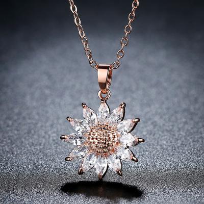 China Vintage Fashion Women Pendant Necklace With Zircon Chain Iced Out Bling Necklaces Hip Hop Jewelry for sale