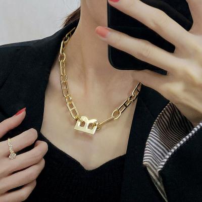 China And American Vintage European Personality Exaggerated Letter Necklace For Women Niche Design Sense Luxury Clavicle Chain for sale