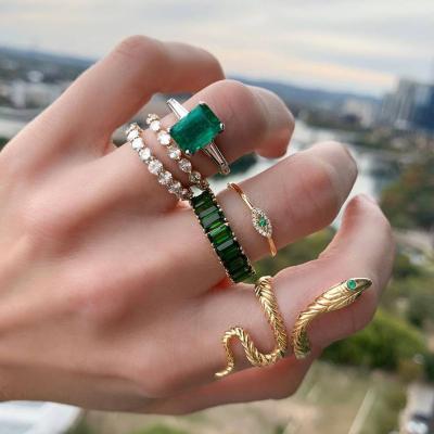 China Vintage Creative Green Diamond Snake Shape Ring 6 Pieces Set Retro Emerald Zircon Ring for sale