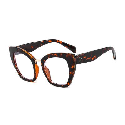 China Large Size Cateye Glasses Women Cateye Computer Eyewear Blue Light Frame for sale