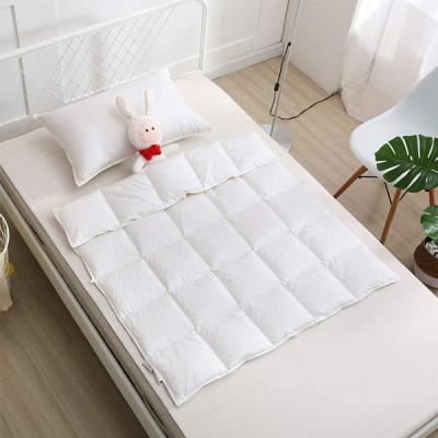 China Wholesale Non-Toxic All Season Kids 100% White Soft Cotton Quilt Insert Comforter Baby Crib Comforter Set for sale