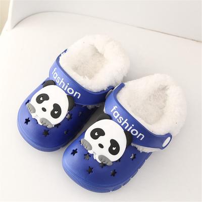 China Hellosport Breathable Pink Fur Clogs Cartoon Winter Slipper Wholesale Soft Unique Home Indoor Slippers Kids Bedroom Slippers for sale