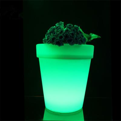 China Round Shape Garden Flower Pot Modern Plastic Led Planter for sale