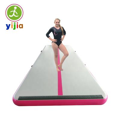 China PVC 7M 9M 40 Feet Tumble Gym Mat Gymnastics Airtrack P2 15M 12M Long 10m Inflatable Air Track en venta