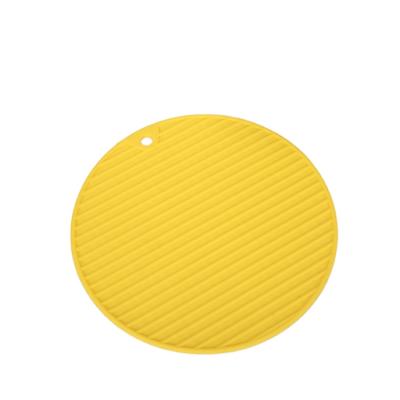 China New Design Kitchenware Home Restaurant Hotel Pot Non-slip Heat Insulation Silicone Mat Round Straight Hair Warm Pad for sale