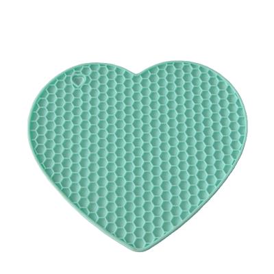 China Traditional Direct Honeycomb Heat Resistant Heart Shaped Silicone Kitchenware Plant Pot Holder Mat Coaster for sale