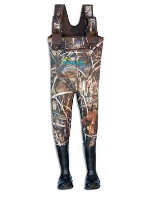 China Waterproof / Insulated Kids Camouflage 4mm Neoprene Waders For Fishing And Hunting for sale