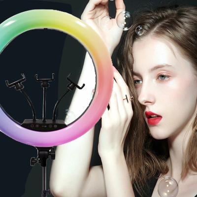 Cina 18 inch ring RGB&LED light selfie light ring Tiktok ring light for sale Professional Manufacturer in vendita