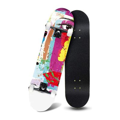 China Professional Skater Custom Complete 7 Layer Maple Skateboard Beginner Skateboards For Adults for sale