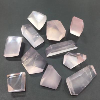 China Natural Stone Crystal Freeform For Feng Shui Quartz Crystal Stone Ice Type Rose Hot Selling Gemstone From China for sale