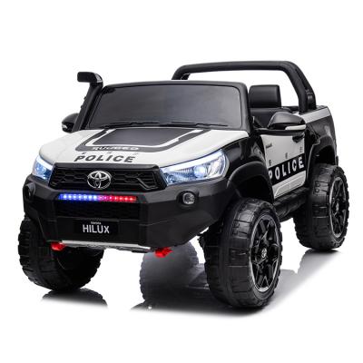 China Ride On Toy Licensed Powerwheel Real Two Seater Motor Children Electric Car Children Battery Operated Ride On Car toyota hilux for sale