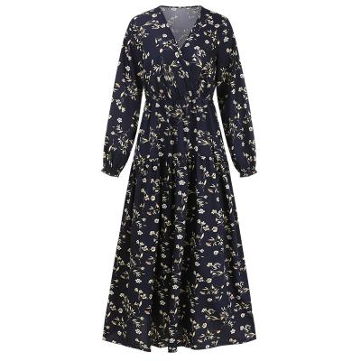 China Breathable Fashion Flower Elegant Casual Women Dress With Long Sleeve , V-neck for sale