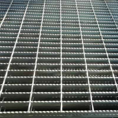 China Industrial Building Materials Hot Dipped 32 x 5mm Galvanized Steel Grating for sale