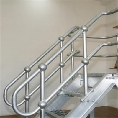 China Industrial Anti - Corrosion Galvanized Rack Handrails / Balustrade Staircase Baluster for sale