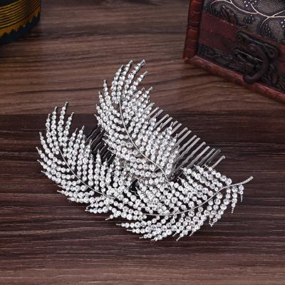 China Zinc alloy type rhinestone hair accessories European and American comb leaf bridal wholesale for sale