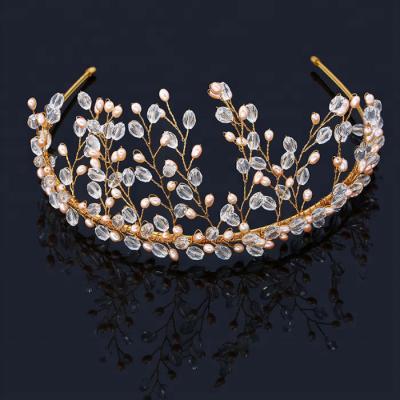 China Wedding Accessorize 2018 New Hand Knit Crystal Pearl Crown Tiara Bride Wedding Crown Headpiece for sale