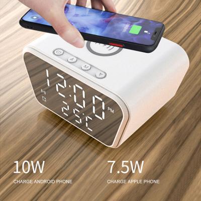 China New Qi Mobile Charger Wireless Charging Alarm Clock Smart Alarm Clock with Phone Wireless Charging for sale