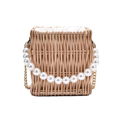 China Straw Bag 2021 New Fashion Popular Casual All-match One-shoulder Hand - Woven Chain Bag for sale