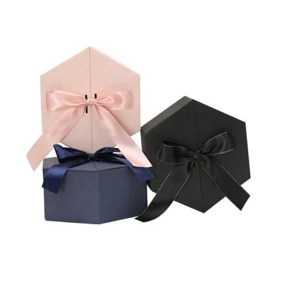 China 2021 Recyclable Bow Tie Jewelry Organizer Black Velvet Flower Packaging Luxury Gift Boxes for sale