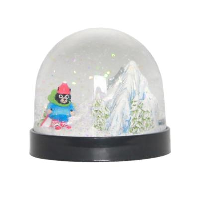 China China Customized Plastic Statues Scene Snow Skiing Globe for sale