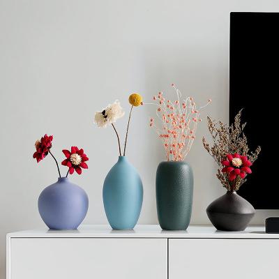 China Nordic Art Decor Trending Home Decor Floreros Vase Frosted Black Blue Purple Ceramic Vase For Scandi Furniture Home Decor for sale