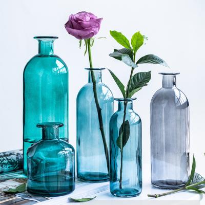 China Creative Unique Decorative Clear Vase Wedding Home Nordic Art Decor Diffuser Flower Bottle Glasses Tabletop Decoration Wholesale for sale