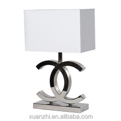 China TD49 2020 new table cottage furniture decorative table lamp silver / white luxury lamp for sale