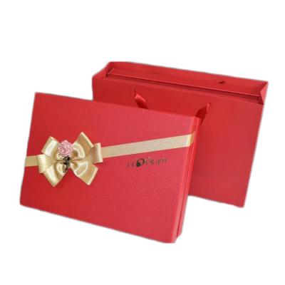 China High Safety Performance To Protect Products Cardboard Paper Gift Boxes New Design Surprise Gift Box Send Parents for sale