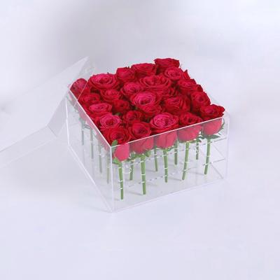 China Heart Clear Acrylic Mum Flower Box Preserved Luxury Eco - Friendly With Flowers for sale