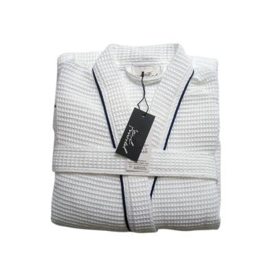 China QUICK DRY 100% Cotton Waffle Bathrobe With Blue Piping Hotel Spa Bathrobe Men for sale