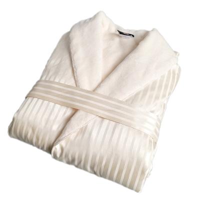 China Custom Made QUICK DRY Plush Breathable 100 Polyester Microfiber Sleepwear Bathrobe for sale