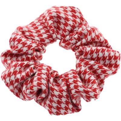 China Classic Red White Girls Hair Scrunchies Houndstooth Fall Winter Attractive Hair Scrunchies for sale