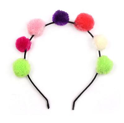 China 2020 New Arrival Kids Cute Hairband Accessories Women Headwear Cute Fluffy Pompom Hair Circle For Girls Hair Accessories for sale