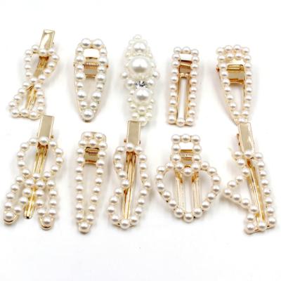 China Environmental Friendly Girls Accessories Flower Bridal Rabbit Heart Faux Pearl Hair Clips Alligator Hair Clips For Women for sale