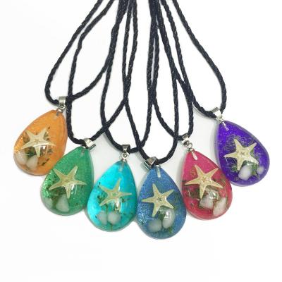 China Europe Natural Starfish Specimens Glow in the Dark Resin Necklace Jewelry Tourism Souvenir Starfish Amber Necklace Resin Crafts for sale